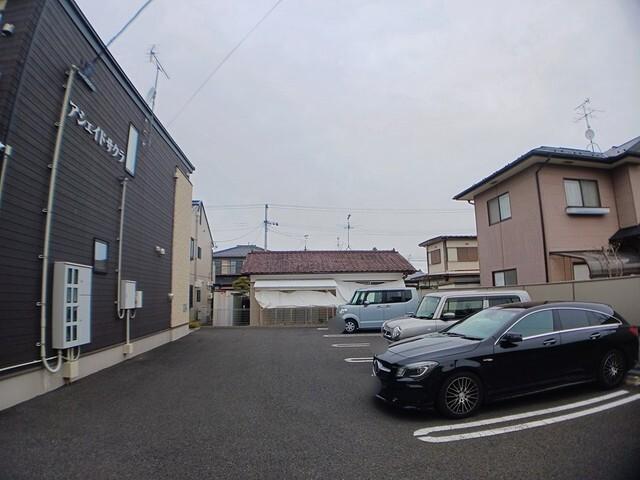 アシェイドサクラ（101） 駐車場