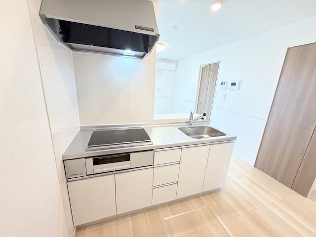 ルミエール・Ｓ（106） キッチン