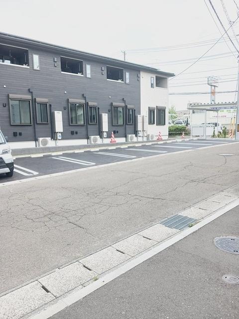 ビューシティ泉　Ⅱ（202） 駐車場