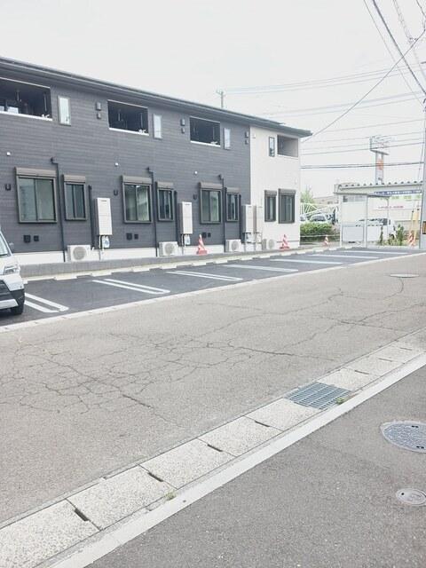 ビューシティ泉　Ⅱ（101） 駐車場