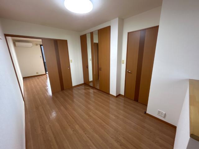 クレストール広表 室内