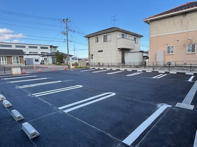 エトワール　Ｂ（201） 駐車場