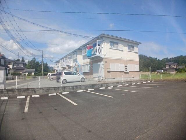 オクトパスガーデン（103） 駐車場