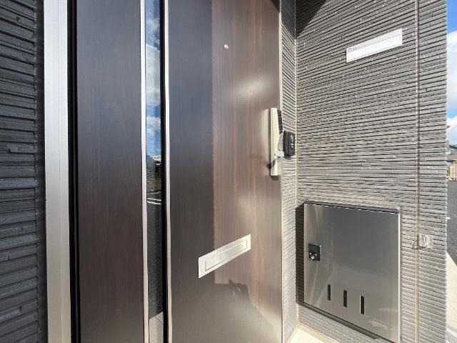 Maison La Soeur (メゾンラスール) 玄関