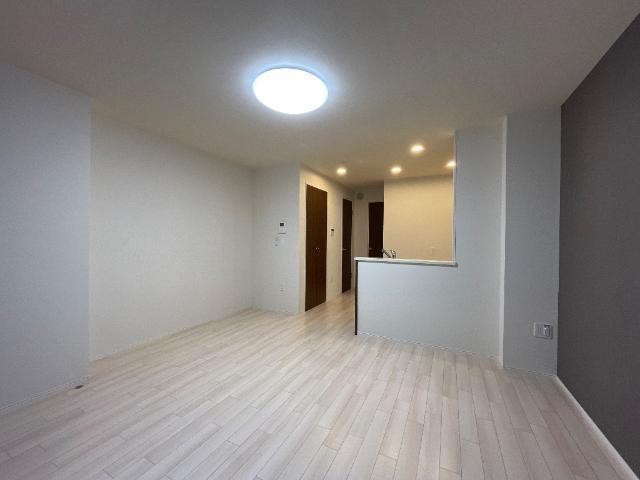 イリアス 部屋画像