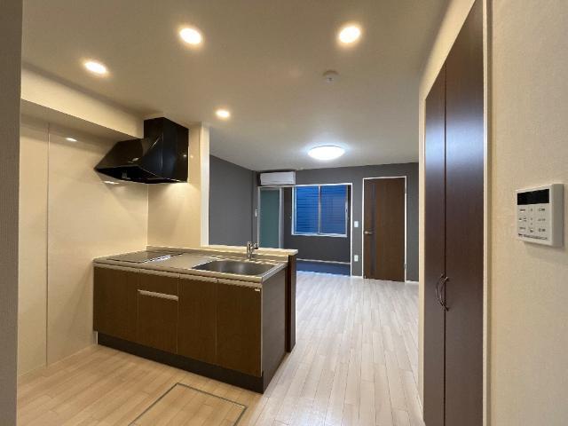 イリアス 部屋画像