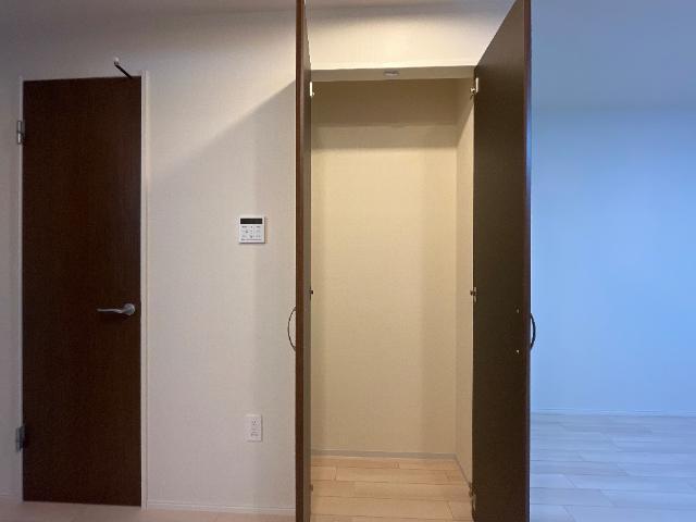イリアス 部屋画像