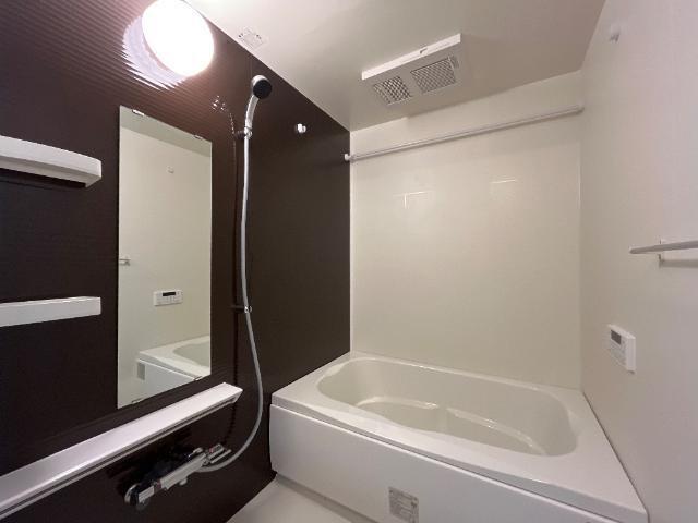 イリアス 部屋画像