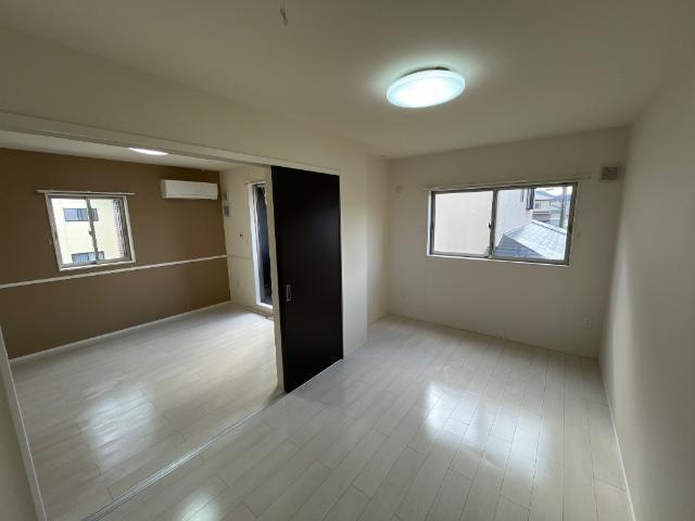 グラス・オニオン 部屋画像