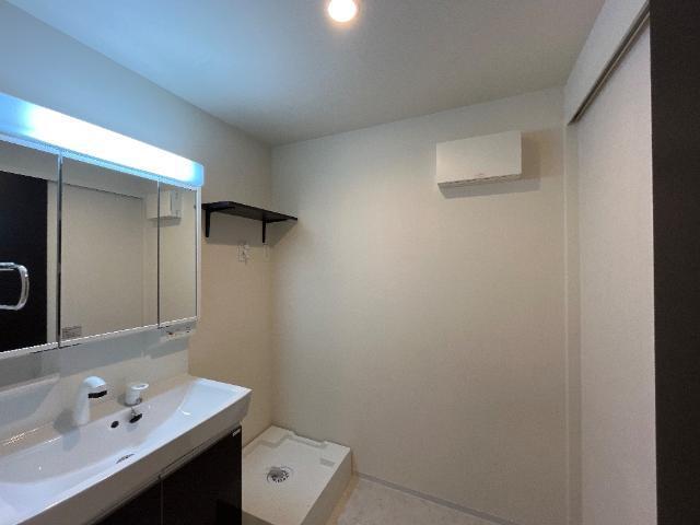 ストロベリー・フィールズ 部屋画像