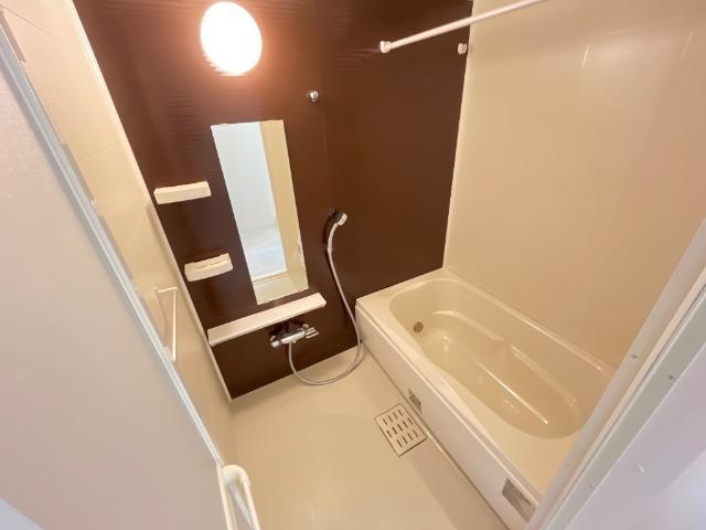 ストロベリー・フィールズ 部屋画像
