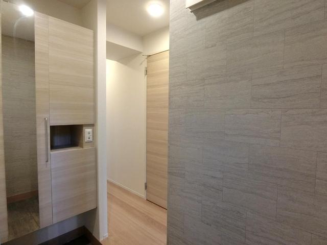 セレスティア大和町（103） 玄関
