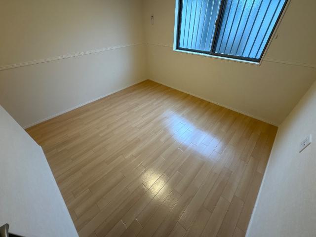 ＢＬＯＯＭ　ＣＯＵＲＴ　ＳＨＩＮＭＥＩ 室内