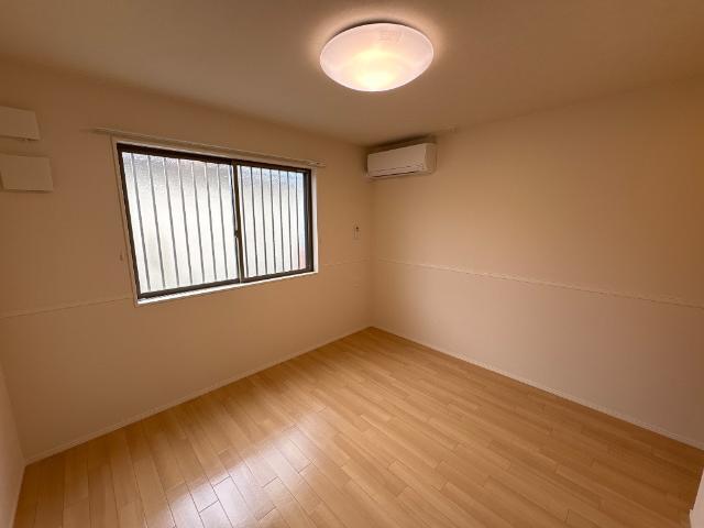 ＢＬＯＯＭ　ＣＯＵＲＴ　ＳＨＩＮＭＥＩ 室内