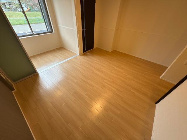 ＢＬＯＯＭ　ＣＯＵＲＴ　ＳＨＩＮＭＥＩ 室内