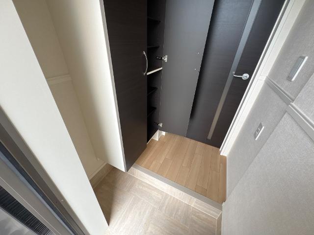 ＢＬＯＯＭ　ＣＯＵＲＴ　ＳＨＩＮＭＥＩ 玄関