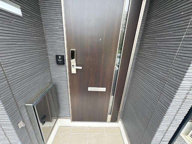 ＢＬＯＯＭ　ＣＯＵＲＴ　ＳＨＩＮＭＥＩ 玄関