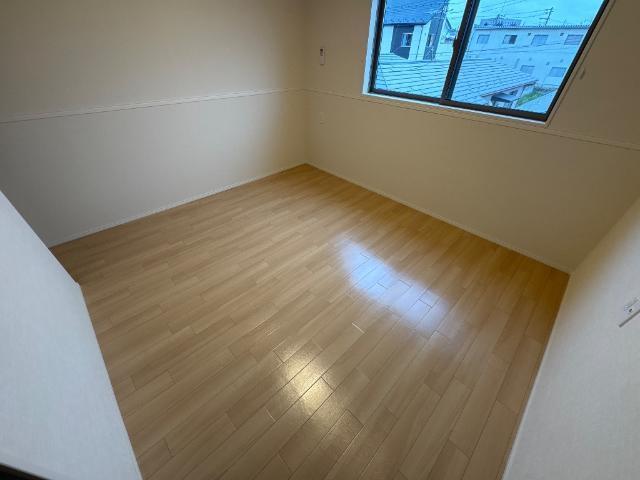 ＢＬＯＯＭ　ＣＯＵＲＴ　ＳＨＩＮＭＥＩ 室内