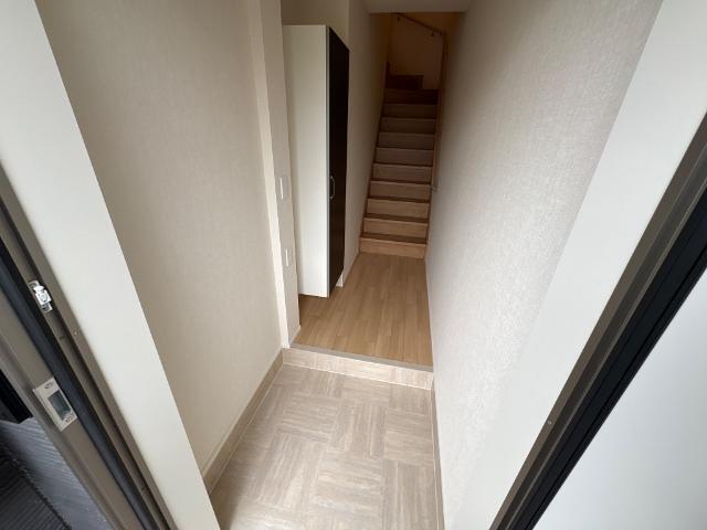 ＢＬＯＯＭ　ＣＯＵＲＴ　ＳＨＩＮＭＥＩ 玄関