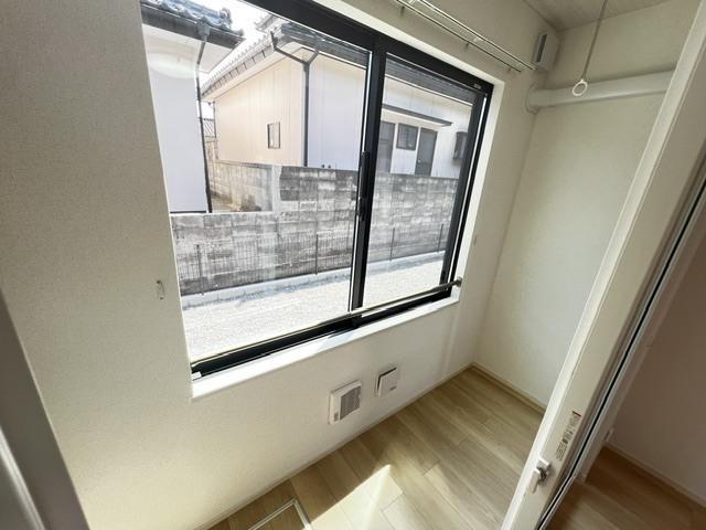 パークメゾンＲ８　Ｂ（102） 室内