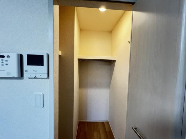 パークメゾンＲ８　Ａ（104） 収納