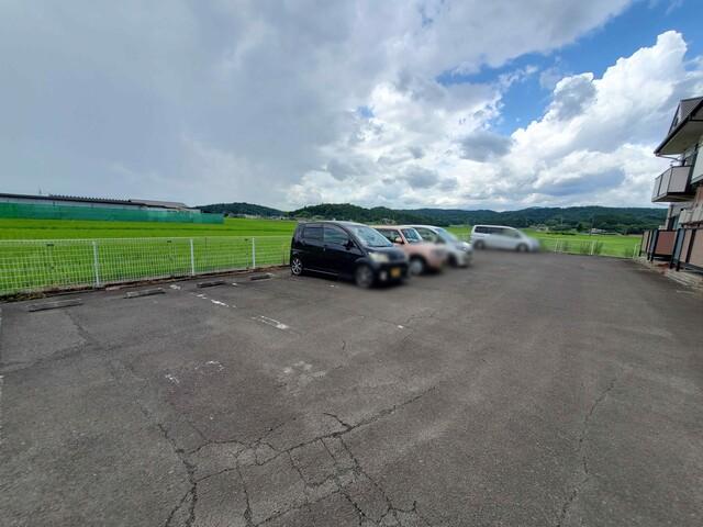 アーバンシティプレステージⅠ（102） 駐車場