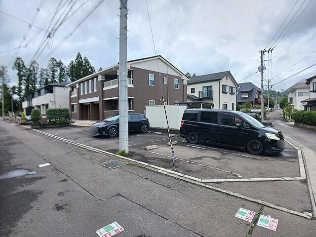 リバップ人来田（101） 駐車場