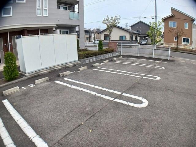エアリー・ハウスⅠ（101） 駐車場