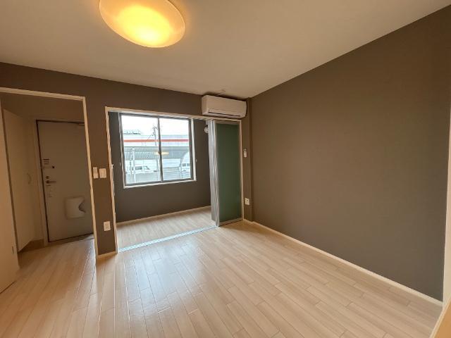 ルミエール南中山 部屋画像
