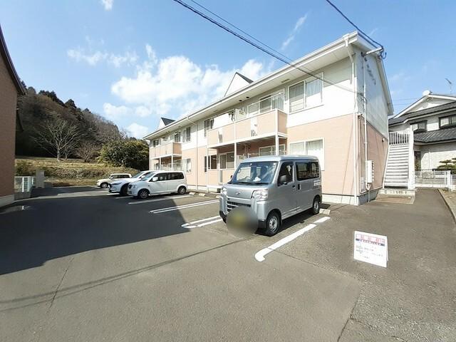 フィオーレＡ（202） 駐車場