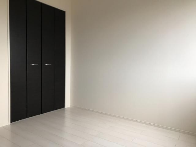 グラス・オニオン 部屋画像