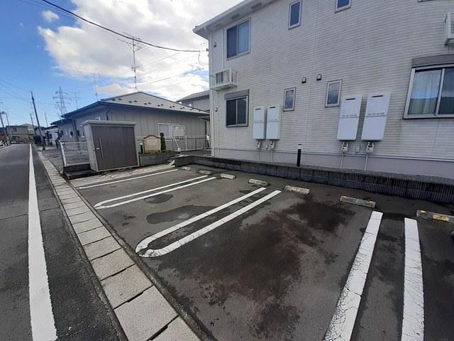 フェア　サンリット（103） 駐車場