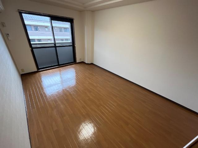 プレジデント岩沼 室内
