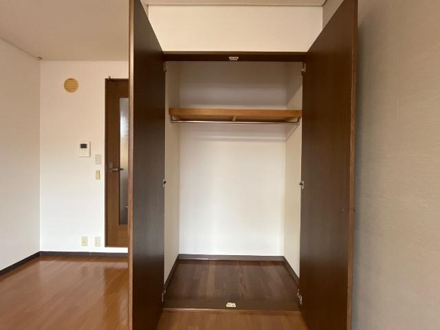 プレジデント岩沼 収納