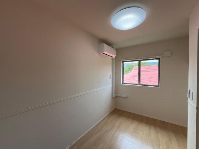 秋千美 部屋画像