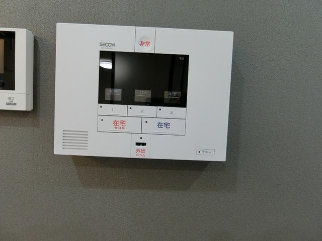 Ｄ−ＲＯＯＭ八本松1丁目（203） セキュリティ
