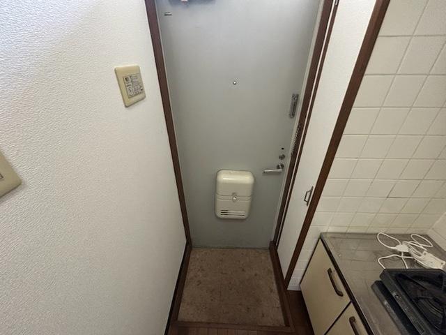 サニーヒルズ（101） 玄関