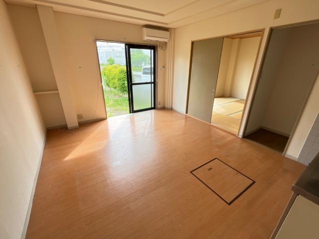 仙台市青葉区国見ケ丘一戸建 リビング