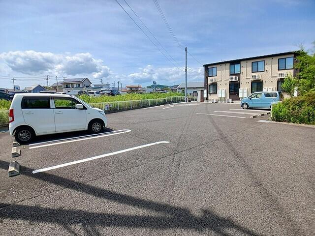 プラシード・Ⅱ（103） 駐車場