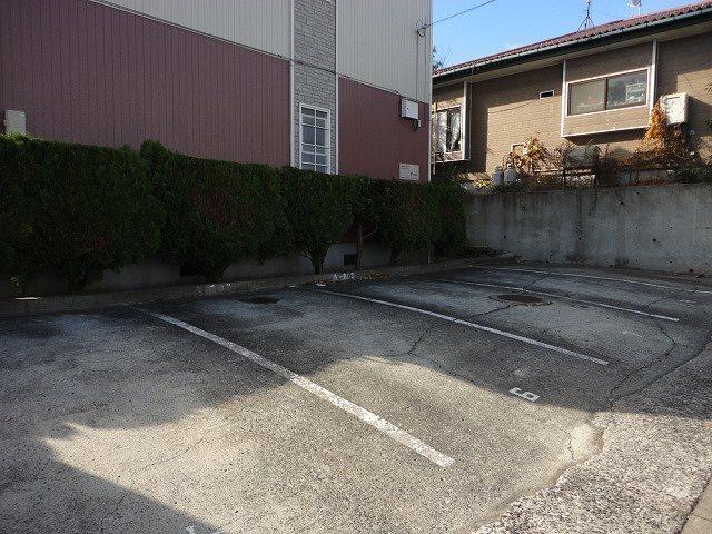 サンライフ柏木Ｂ（201） 駐車場