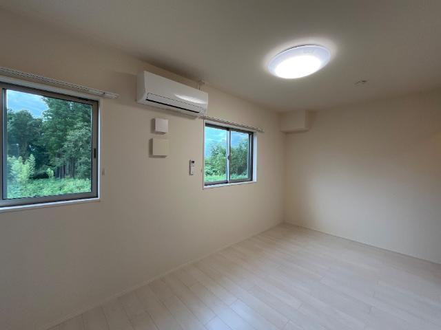 サウスエゼル 部屋画像