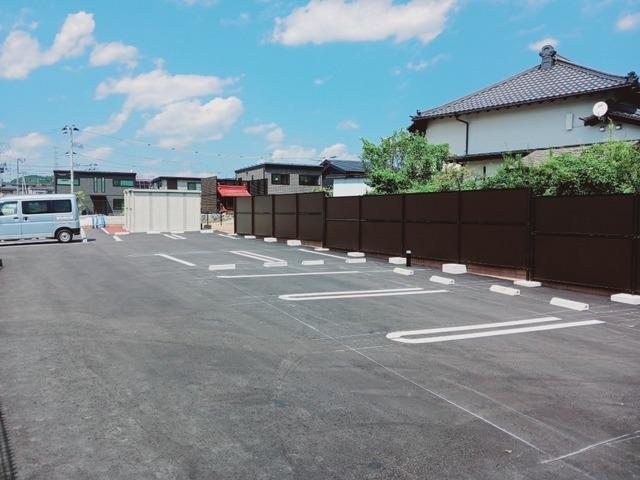 ヴィセオ（203） 駐車場