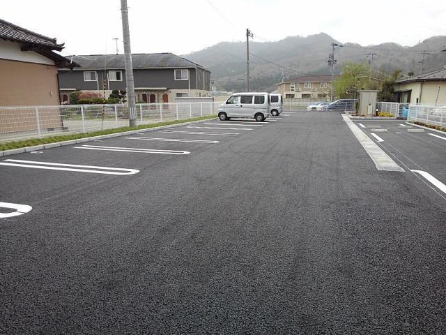 アリエッタ（203） 駐車場