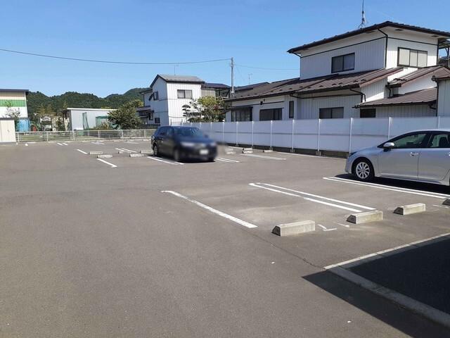 グラン・ベルⅠ（202） 駐車場
