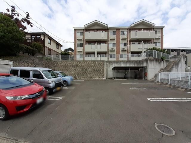 サニーセトル弐号館（204） 駐車場