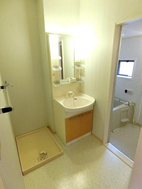 ロイヤルビレッジ　Ｂ（102） 部屋画像