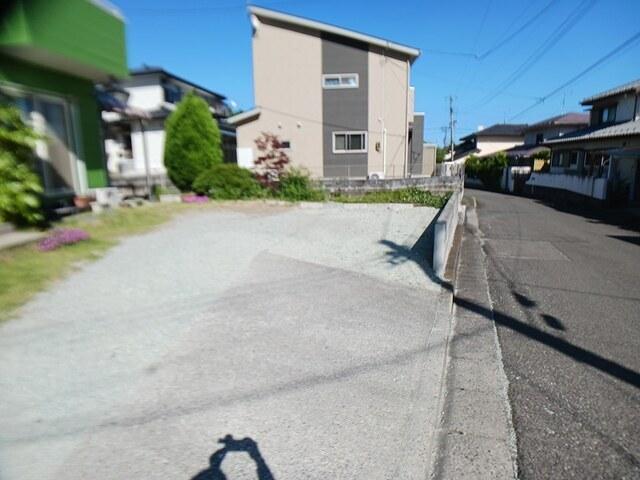 グリーンベル（202） 駐車場
