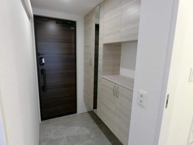 ボヌール Ｔ（302） 玄関