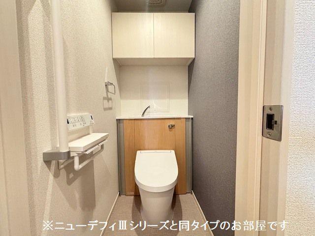 ルーチェフルサワＧＪ（305） トイレ