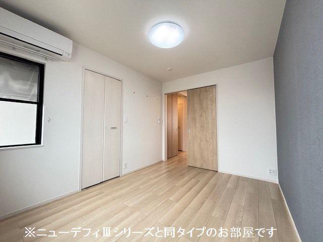 ルーチェフルサワＧＪ（305） 室内